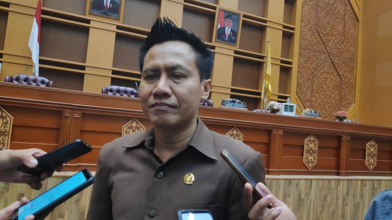 Ketua Definitif Disahkan, Siswadi Jabat Ketua DPRD Samarinda