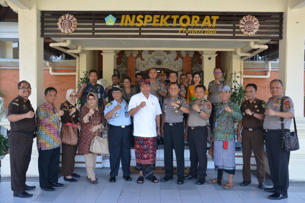 Tingkatkan Kinerja, Satgas Saber Pungli UPP Kaltim Studi Banding ke Bali 