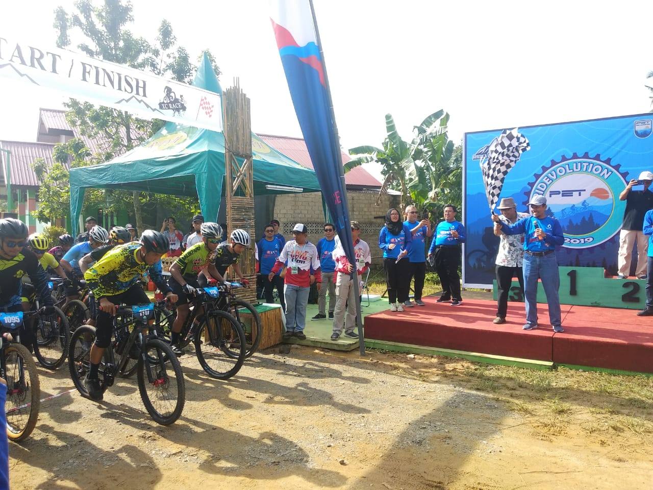 HUT ke-45, Badak LNG Gelar XC Race Ridevolution #2 di Kampung Masdarling