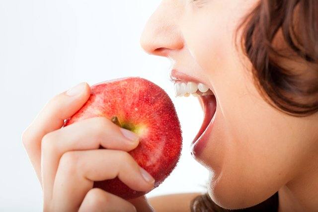 5 Cara agar Gigi Lebih Putih dan Bersih
