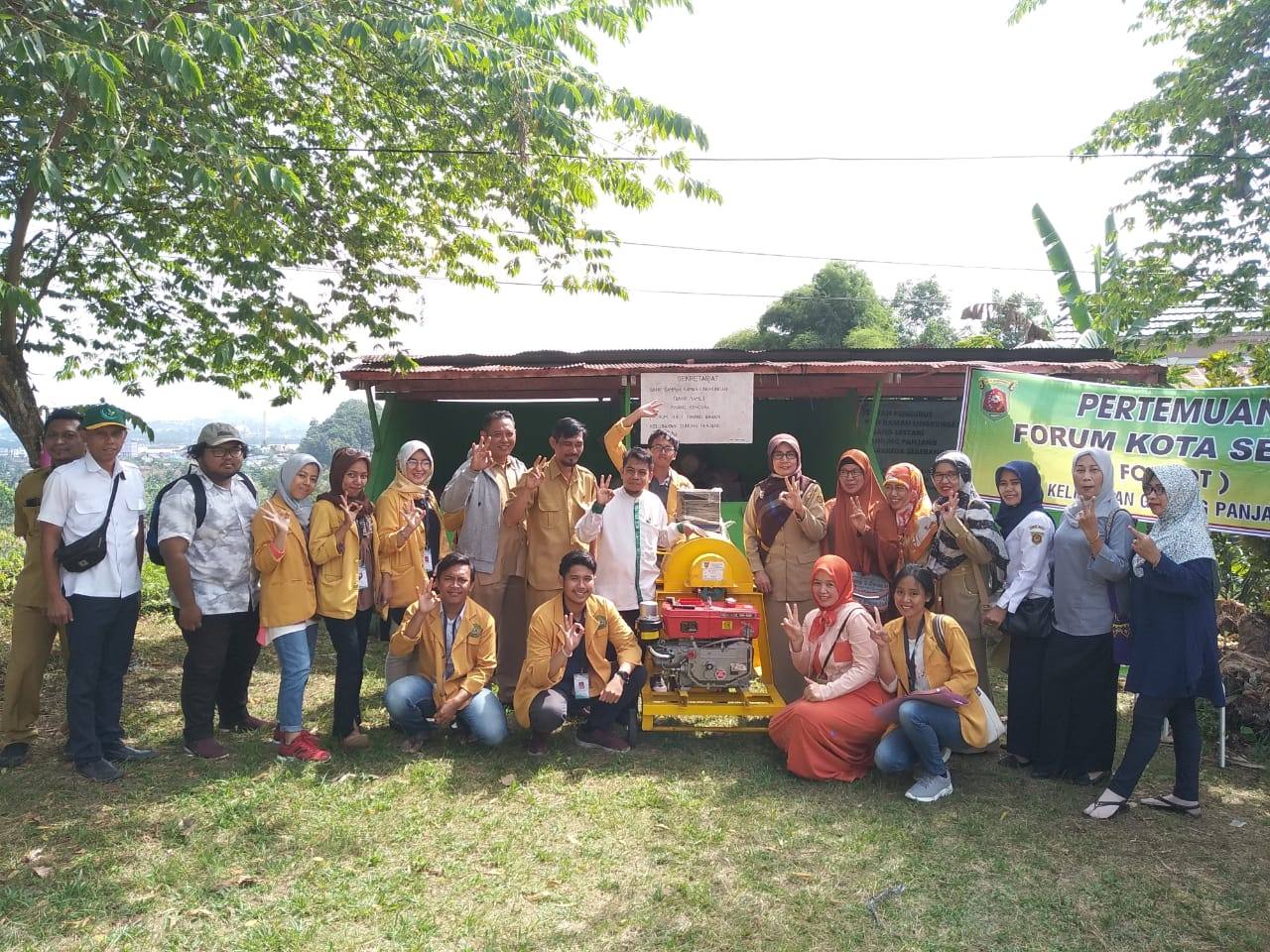 Bank Ramli Pinang Lestari Dapat Bantuan Mesin Kompos dari DLH Samarinda