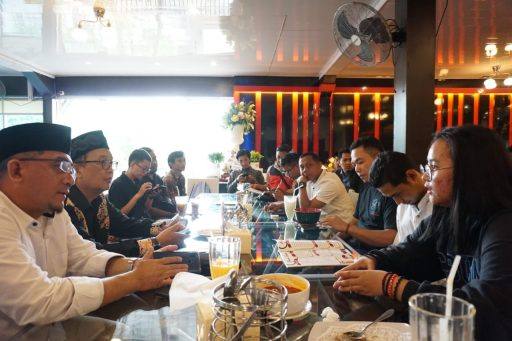 Anggota DPR RI dapil Kaltim, Aus Hidayat bertemu dengan awak media pada Senin (23/12/2019).