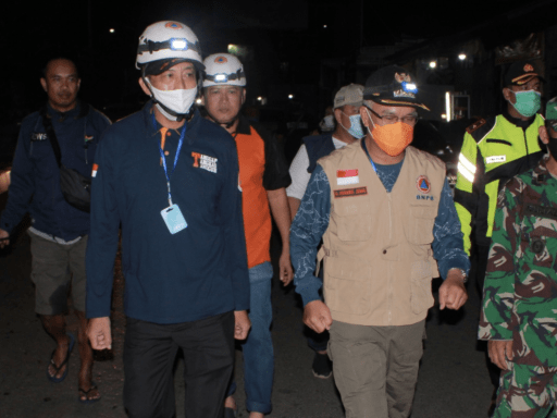 Wali Kota Samarinda Syaharie Jaang menetapkan status tanggap darurat banjir dan tanah longsor, Senin (25/5/2020) malam.