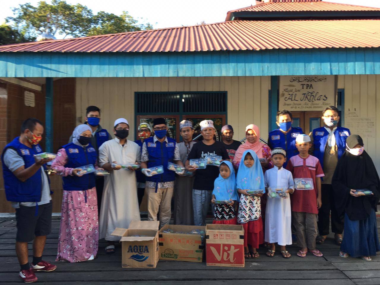 iCare Kubar Salurkan Program Ramadan Pelosok untuk Warga Muslim dan Para Mualaf