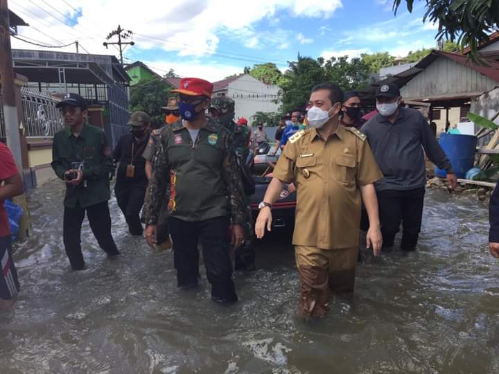 Wagub Kaltim Tinjau Korban Banjir di Samarinda