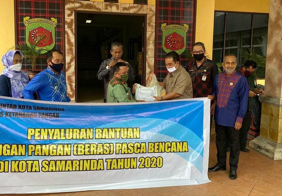 Pemkot Samarinda Segera Distribusikan Bantuan Cadangan Pangan kepada Warga Terdampak Banjir dan Covid-19