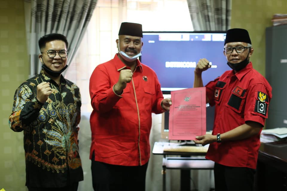 PDIP Resmi Dukung Edi Damansyah-Rendi Solihin di Pilkada Kukar