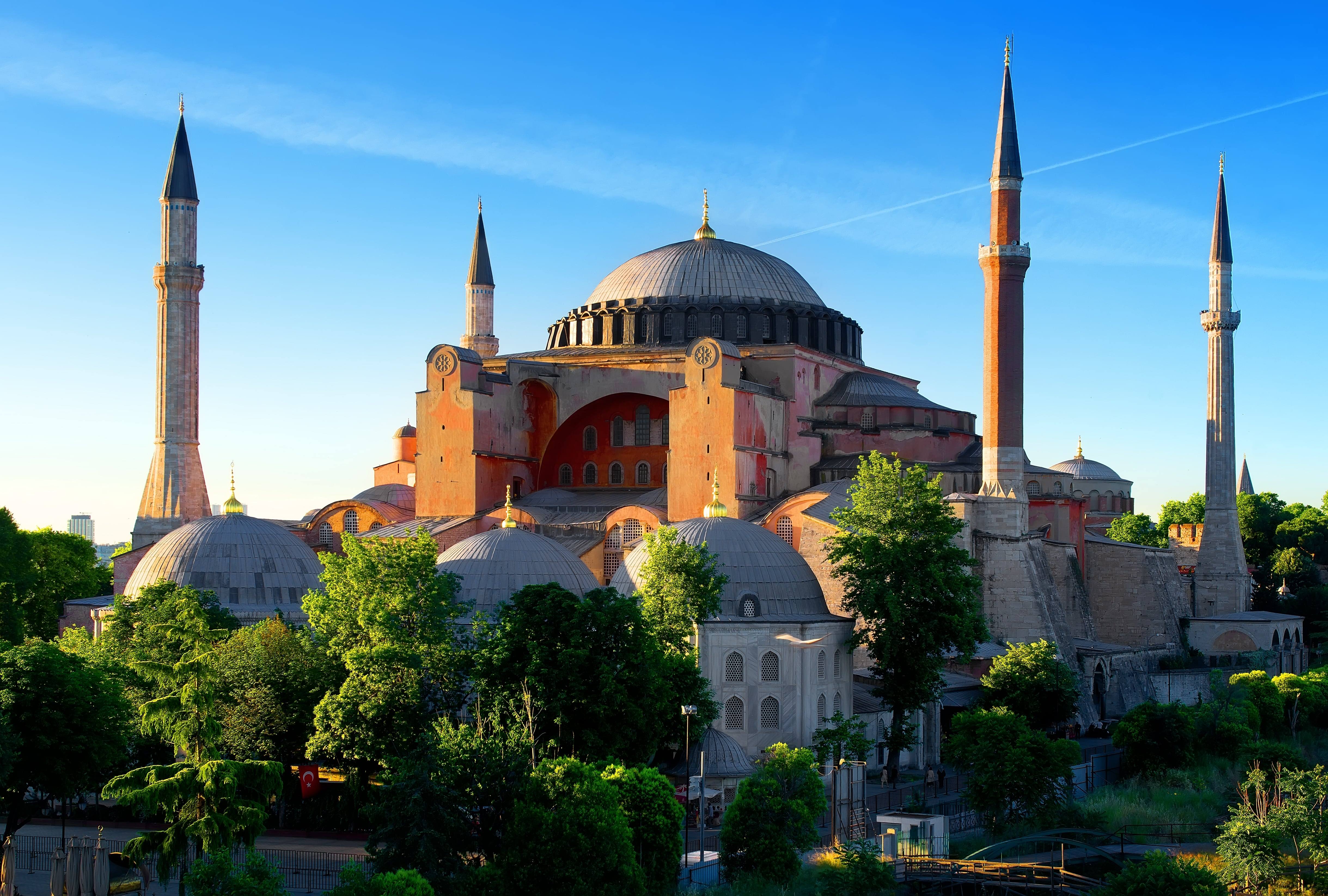 Dari Gereja Hingga Jadi Masjid, Berikut 7 Fakta Menarik Hagia Sophia