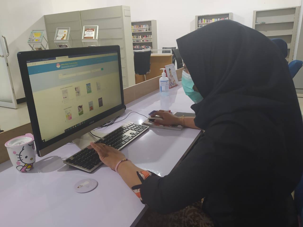 Sistem Opac Mudahkan Pengunjung Mencari Buku di Perpustakaan