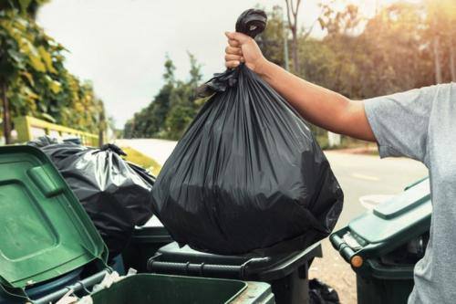 Masuk Musim Penghujan, DLH Samarinda Minta Warga Tertib Buang Sampah