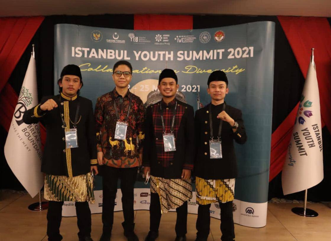Mahasiswa Unmul Raih Penghargaan di Istanbul Youth Summit 2021