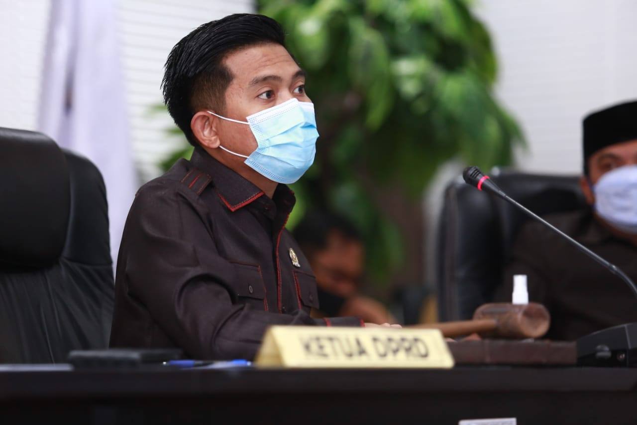 Kasus Covid-19 Cenderung Menurun, Ketua DPRD Bontang Yakinkan Tarawih Diperbolehkan