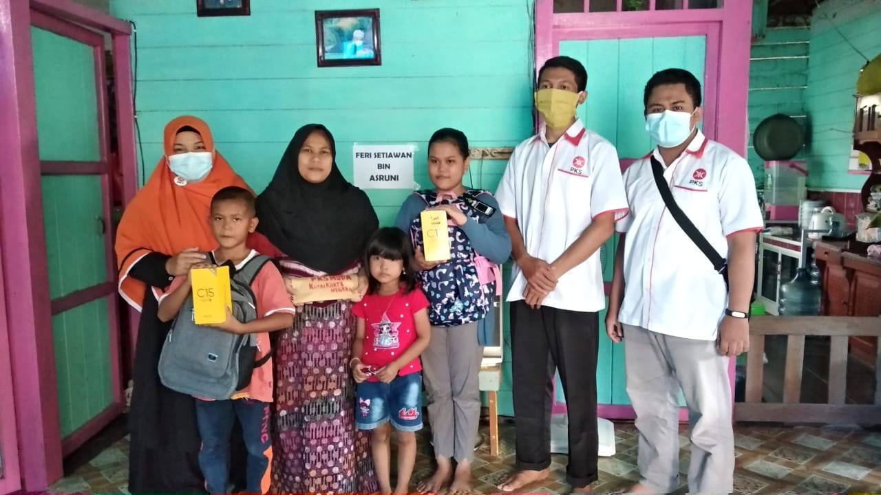 PKS Muda Kukar Salurkan Bantuan kepada Keluarga Pepeng