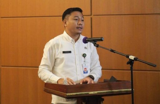 Kepala DPMPTSP Provinsi Kaltim Puguh Harjanto saat memberi sambutan di giat Rapat Perencanaan Program dan Kegiatan DPMPTSP se-Kalimantan Timur.