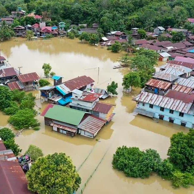 Banjir di Kutim Belum Surut, Warga Butuh Bantuan Perahu Karet