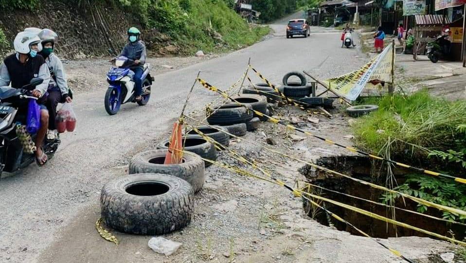 Jalan Poros Sambutan-Makroman Tak Kunjung Diperbaiki, DPRD Samarinda Segera Koordinasi dengan Instansi Terkait