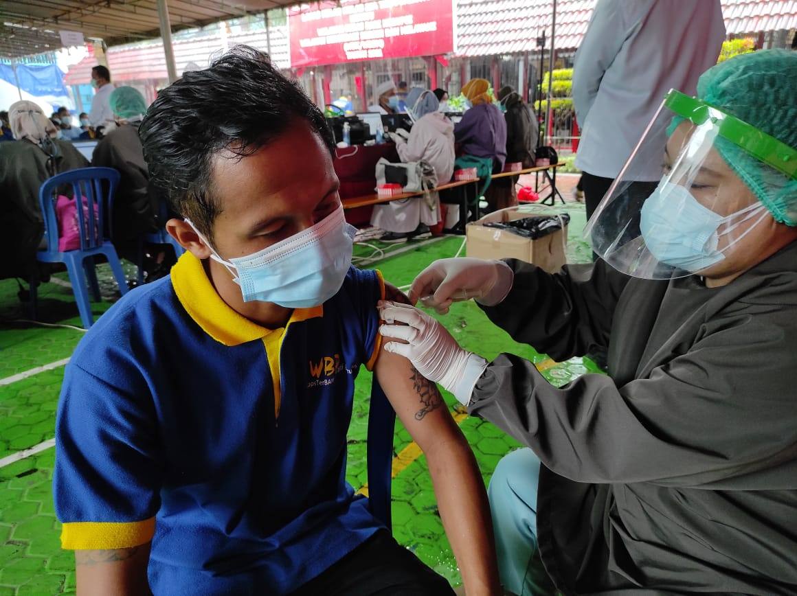 Dinkes Kukar Lakukan Vaksinasi Warga Binaan di Lapas Tenggarong