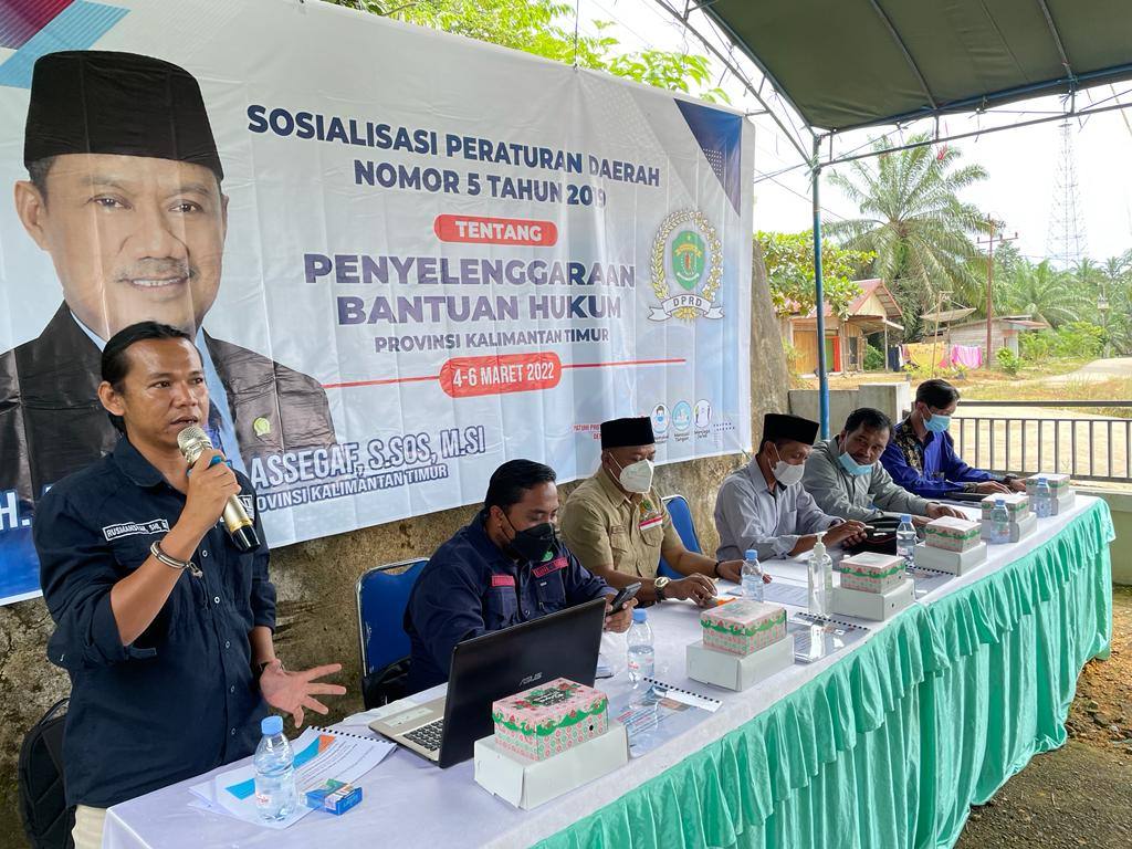 Masyarakat di Kecamatan Long Ikis menyambut antusias sosialisasi Perda Nomor 5/2019 tentang Bantuan Hukum yang digelar Anggot DPRD Kaltim Andi Faisal Assegaf. (Istimewa)