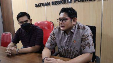 Kasat Reskrim AKP Ferry Putra Samodra mengungkap penangkapan Brimob gadungan yang beraksi di Berau, Jumat (8/4/2022). (Istimewa)
