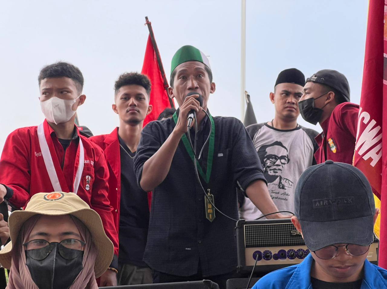 Demo DPRD Kutim, Mahasiswa Tuntut Konpensasi Korban Banjir Sangatta