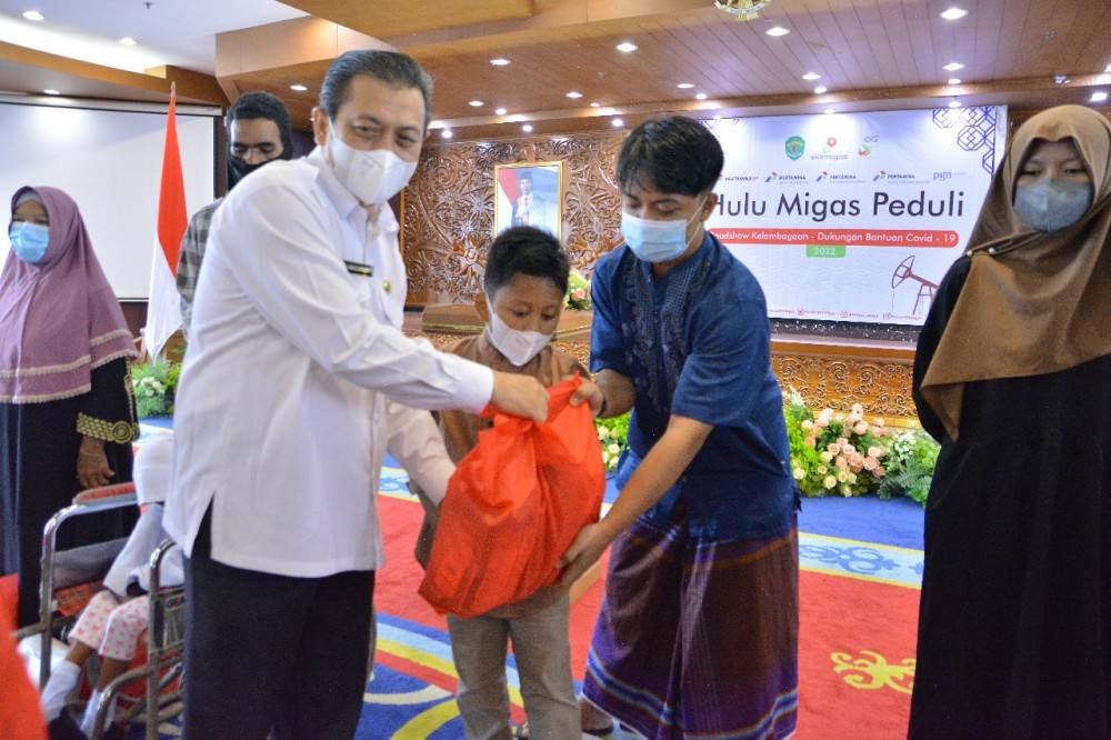 SKK Migas Kalimantan Sulawesi Salurkan Bantuan 1.247 Paket Bapokting