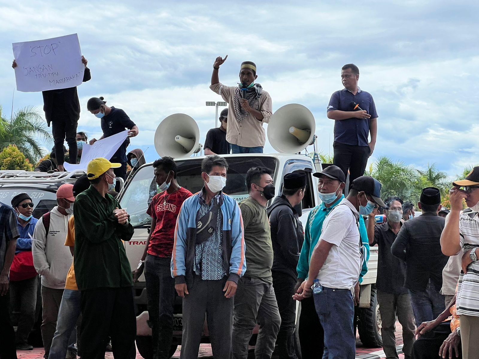 Hasil Panen Ditolak Perusahaan, Petani Sawit Teluk Pandan Mengadu ke DPRD Kutim