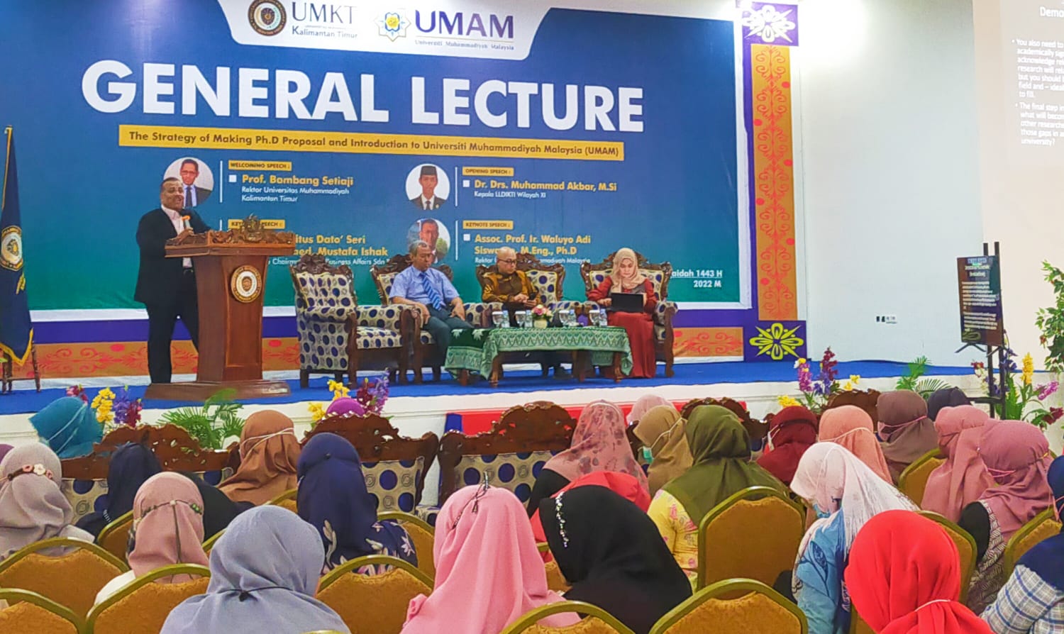 UMKT Gelar Seminar Ilmiah Internasional tentang Riset Program Doktoral dengan Menghadirkan Narasumber dari Malaysia