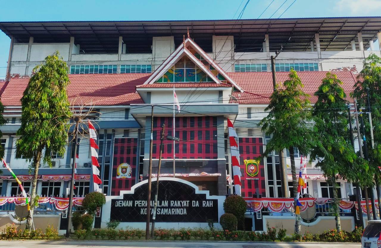 Rayakan HUT RI ke-77, Sekretariat DPRD Samarinda Gelar Sejumlah Perlombaan