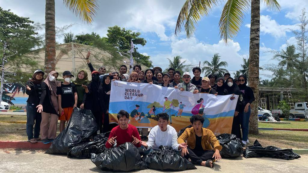 Kontribusi Nyata #kami13juta, Balikpapan Youth Spirit Dukung Gerakan World Cleanup Day