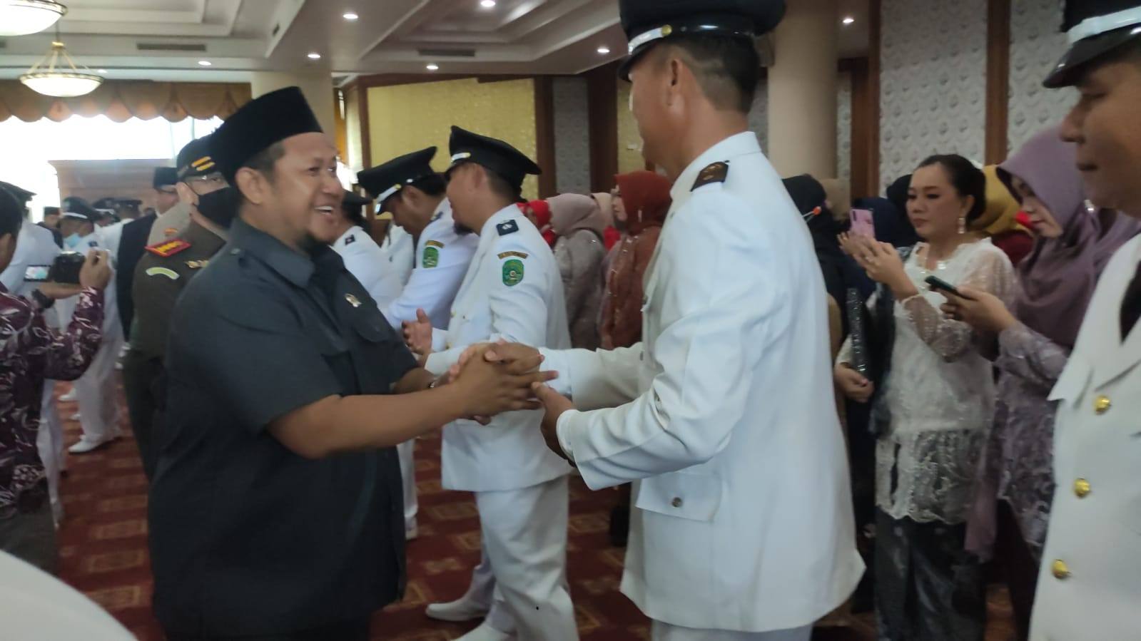 Seusai Dilantik, Ketua DPRD Kukar Harap 86 Kades Terpilih Bisa Jalin Koordinasi