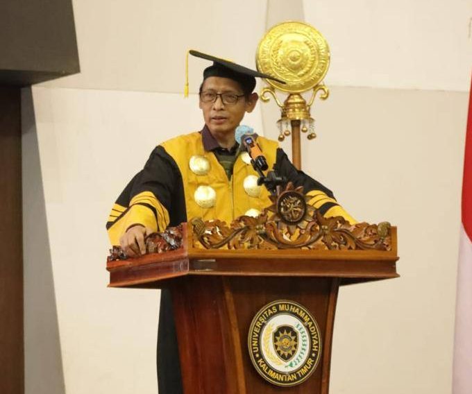 Rektor Universitas Muhammadiyah Kalimantan Timur, Bambang Setiadji.