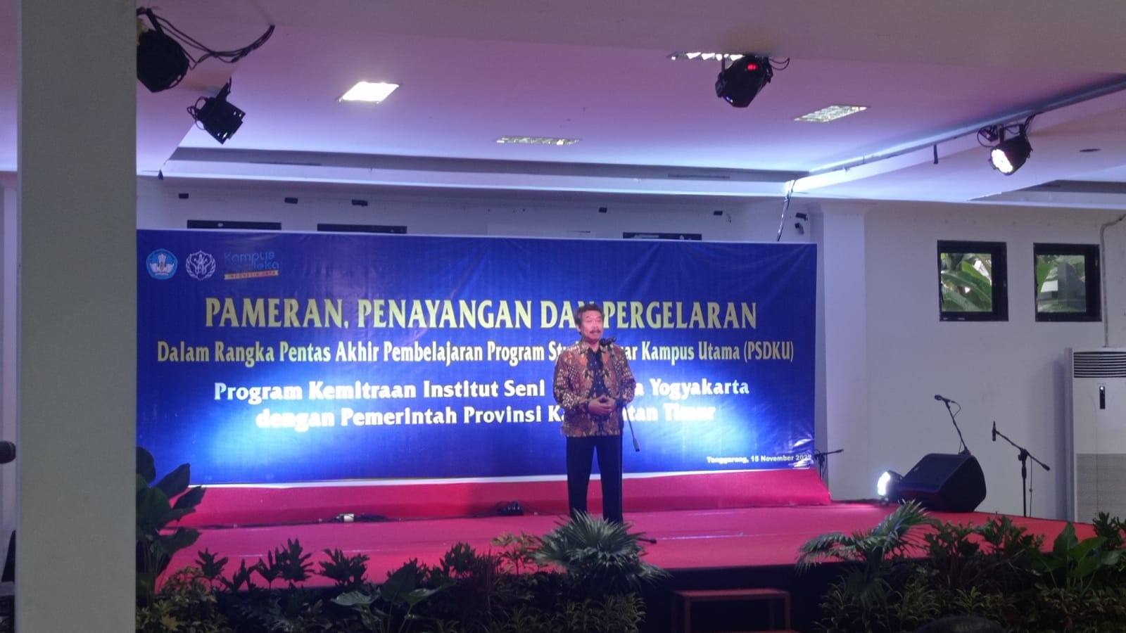 Mahasiswa PSDKU ISI Yogyakarta Rintisan ISBI Kaltim Gelar Pentas Akhir di Museum Mulawarman Tenggarong