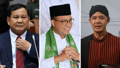Ganjar Pranowo, Anies Baswedan, dan Prabowo Subianto bersaing ketat dalam hasil survei terbaru SMRC.