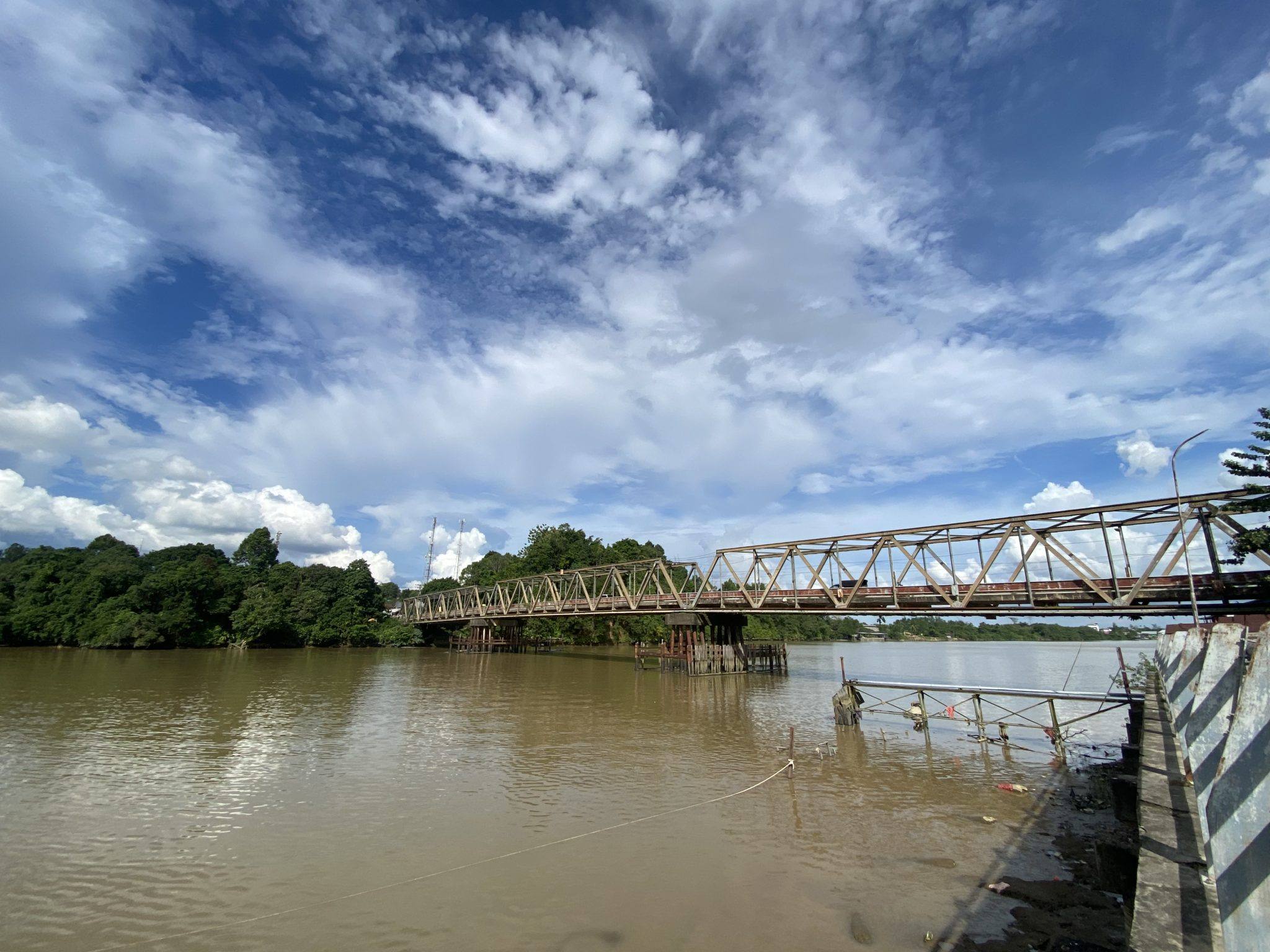 Terbentur Regulasi Kewenangan hingga Izin Penyeberangan, Perbaikan Jembatan Sambaliung Resmi Ditunda