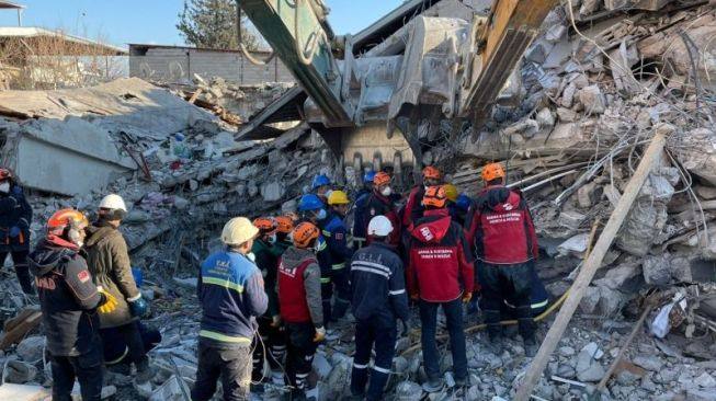 Bantu Korban Gempa Turki-Suriah, Indonesia Kirim Tenaga Medis hingga 4 Pesawat Berisi Bahan Pangan dan Logistik