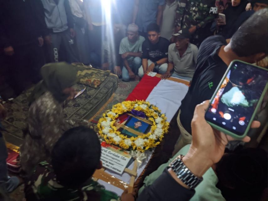Kematian Anggota TNI Asal Kukar Dinilai Janggalan, Keluarga Almarhum Minta Autopsi Ulang