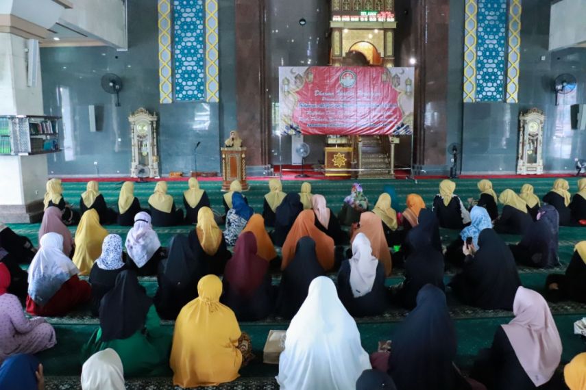 Dharma Wanita Persatuan Kaltim Gelar Tadarus Al Qur'an
