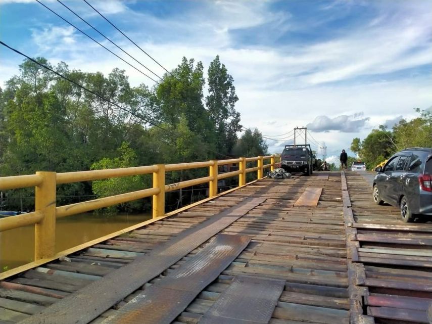 Tindak Lanjuti Keluhan Jembatan Sambera Muara Badak, Rendi Solihin: Kami Lakukan Penanganan Permanen