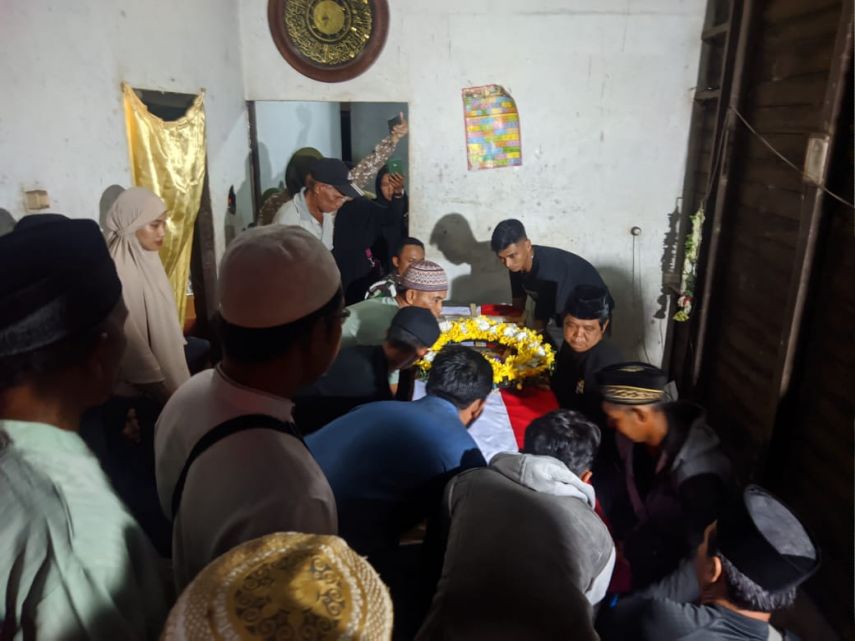 Keluarga Temukan Bekas Luka Memar di Tubuh Anggota TNI Asal Kukar yang Meninggal di Makassar