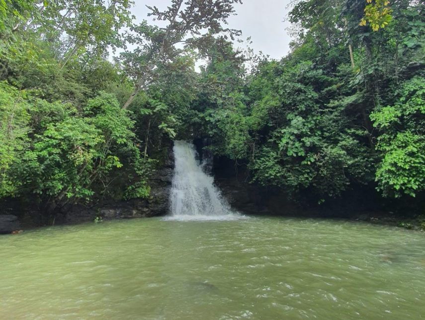 Air Terjun dan Pulau Tengah Sungai jadi Potensi Wisata Unggulan Desa Muara Ritan