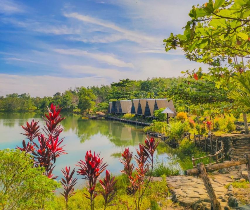 Desa Kota Bangun III Sulap Lubang Bekas Tambang jadi Objek Wisata Danau Kumbara 