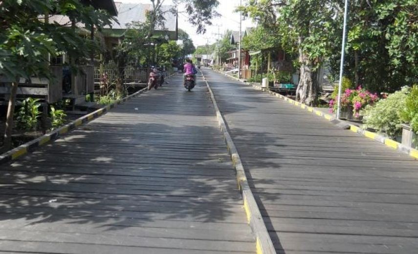 Jalan Kayu Ulin di Desa Muara Muntai Ilir Bakal Disemenisasi 