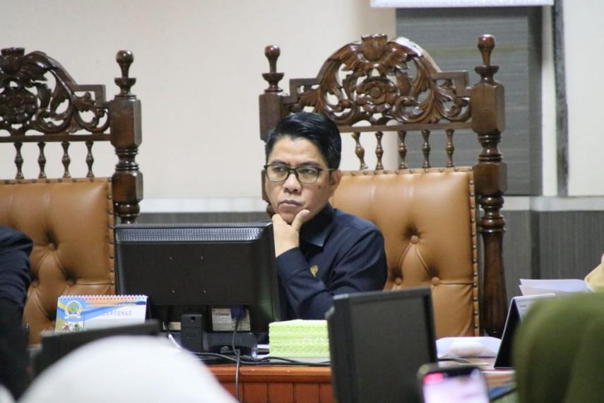 Ketua DPRD PPU Kesal Sejumlah Oknum Tolak Upaya Pengelolaan Sampah di Pasar Waru 