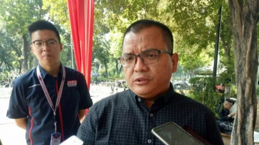 Denny Indrayana Layangkan Surat Terbuka Kepada DPR RI Minta Makzulkan Presiden Jokowi