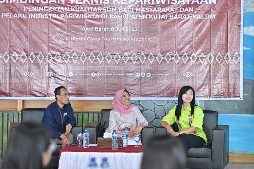 Tingkatkan Kapasitas SDM Pariwisata di Kaltim, Hetifah Gandeng Direktur Poltekpar Lombok ke Kubar Berikan Bimtek Kepariwisataan