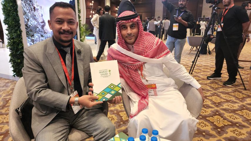 Pengusaha Asal Sleman Adit Setiawan Kenalkan Plafon PVC ke Investor Arab Saudi di G20 YEA India