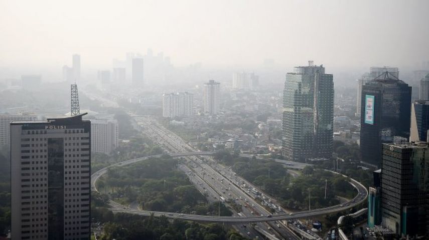Polusi Udara Jakarta Memburuk Pasca-PPKM: Solusi Kendaraan Listrik Dikaji oleh Peneliti