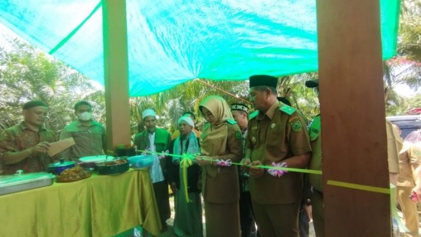 Bupati Sri Juniarsih Resmikan Asrama Putra dan Musholla di Pondok Pesantren Tahfiz Nurul Huda, Mewujudkan Pendidikan Islami di Bumi Batiwakkal
