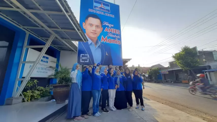 Partai Demokrat Kota Kediri Pasang Baliho "Tanpa Anies Tambah Manis"