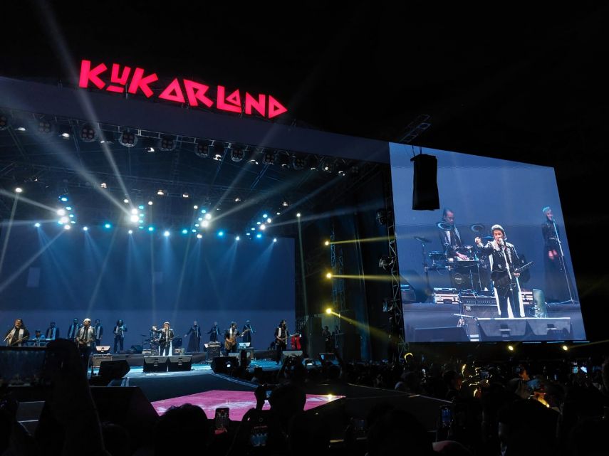 Rhoma Irama dan Soneta Memukau Ribuan Penonton di Kukar Land Festival 2023